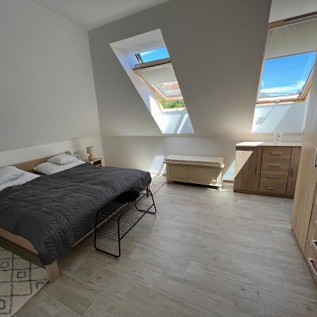 Janhaz Apartman Revfueloep Exterior photo